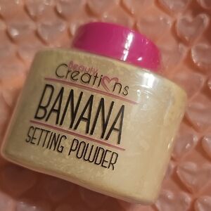 Beauty Creations Banana Setting Powder with Pink Lid